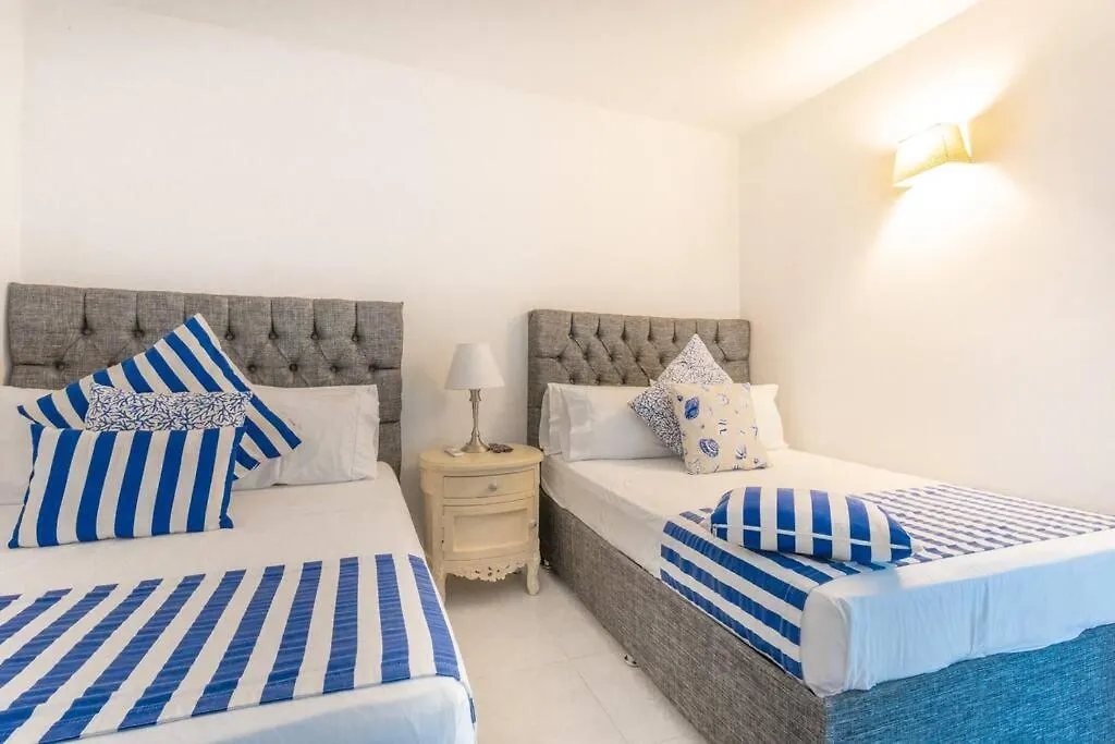 Luxury Bryonmuratovic At Gma Il Com Pool Cartagena 0*,